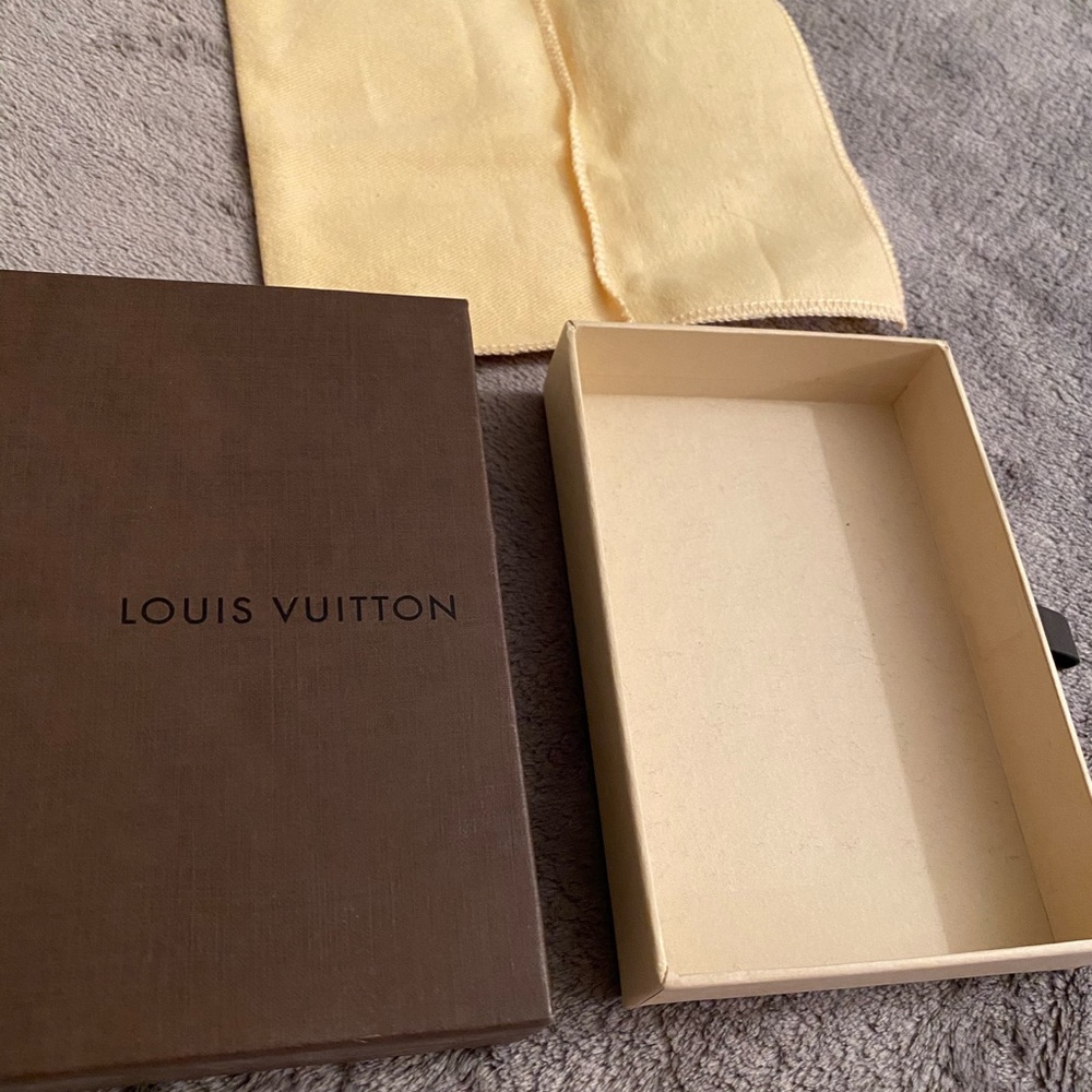 Louis Vuitton Small Box - Picture 4 of 4